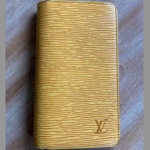 Louis Vuitton Epi Leather checkbook wallet